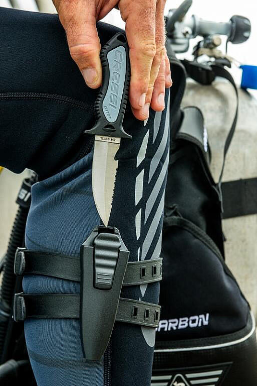 Nóż nurkowy GRIP mały 4/5