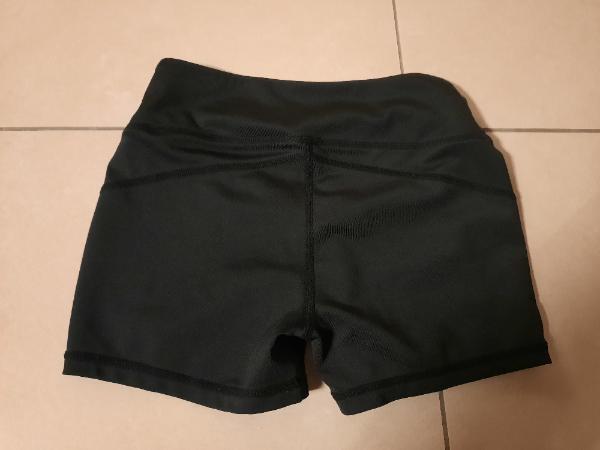 Entre Particuliers - Short de sport craft 134- 140 2/3