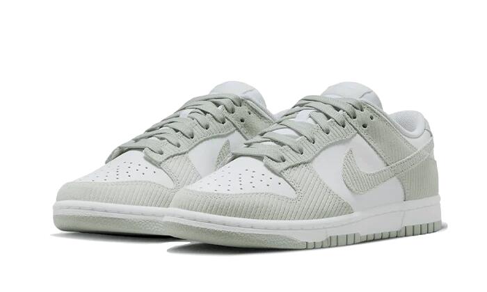 Dunk Low Grey Corduroy 2/5