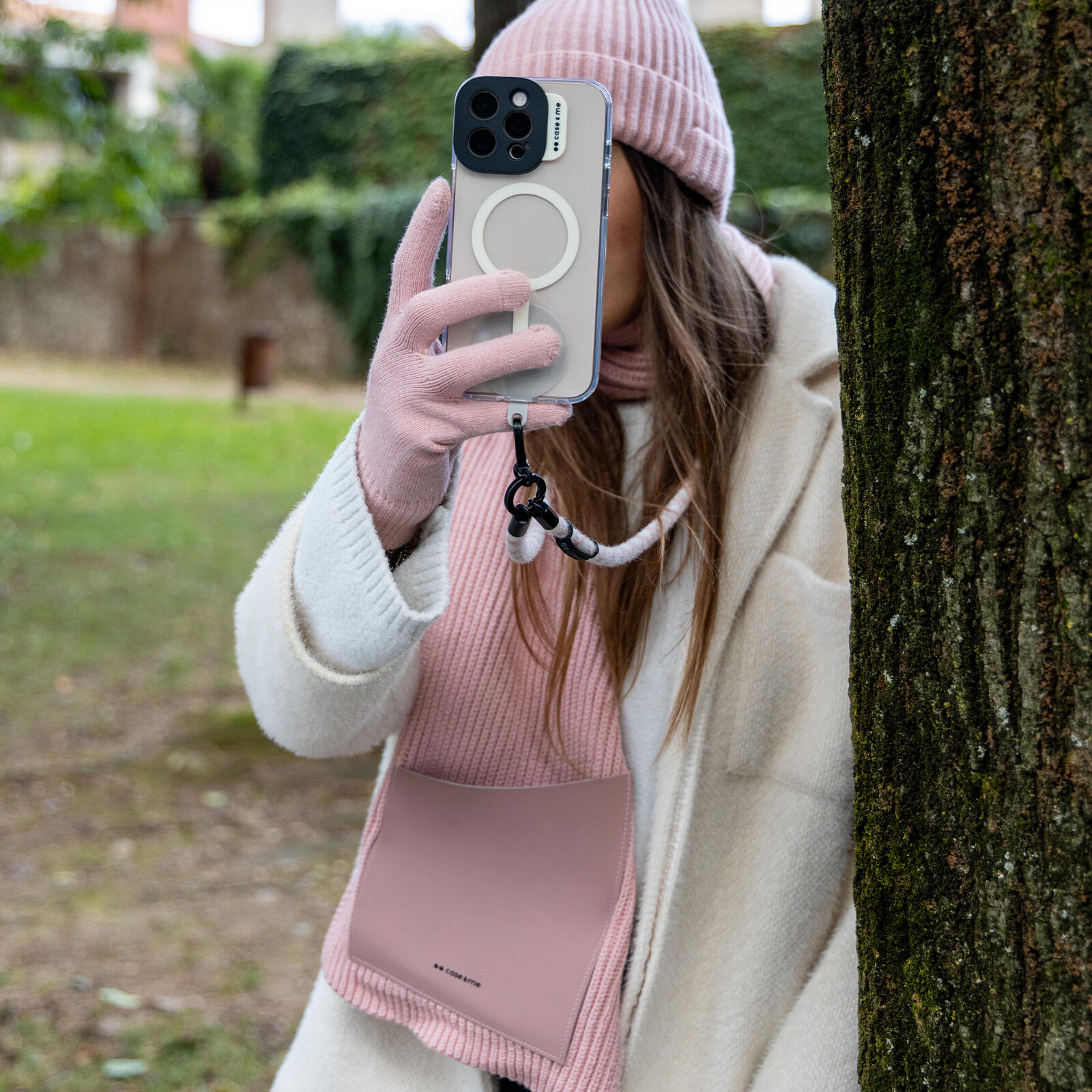 Sciarpa con tasca per smartphone 4/4
