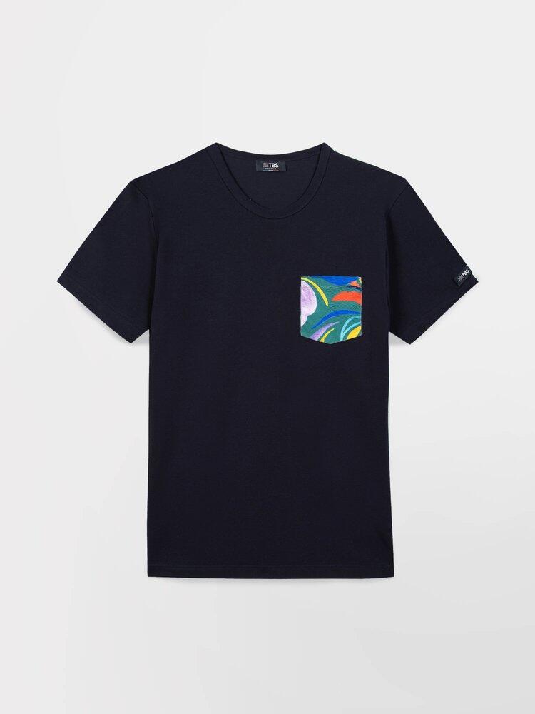 bleu marine. / bleu marine. / bleu marine.
