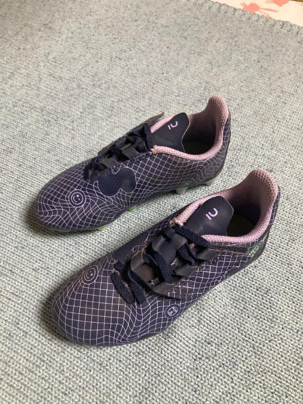Tussen Particulieren - voetbalschoenen 2/4