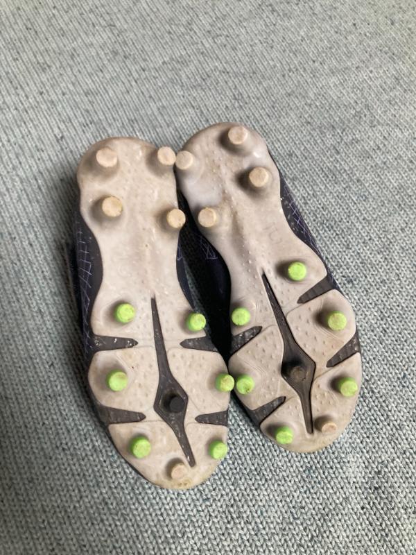 Tussen Particulieren - voetbalschoenen 4/4