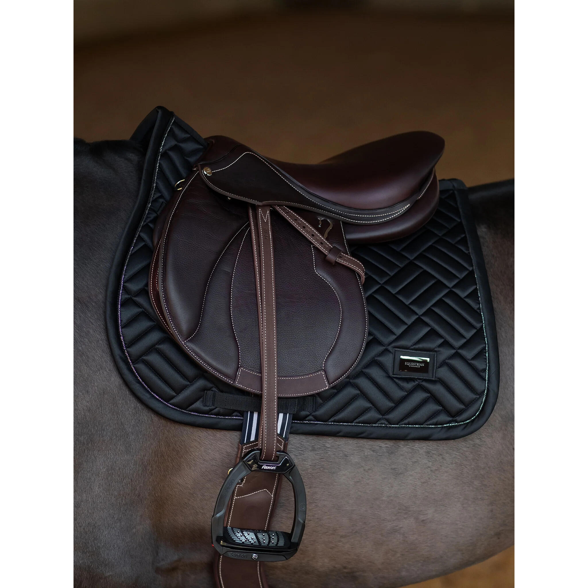 Tapis de CSO Equestrian Stockholm Modern 2/5