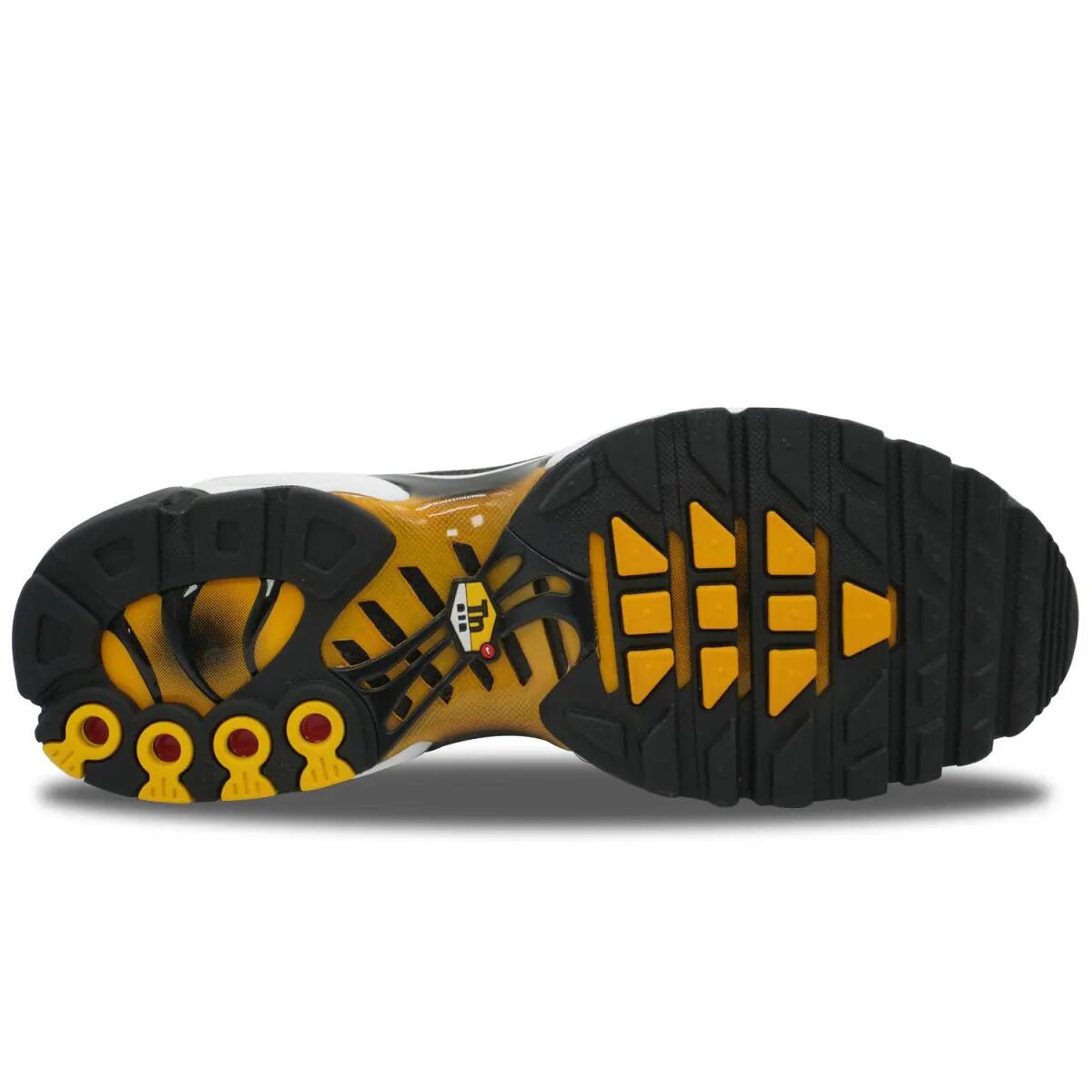Nike Air Max Plus TN Black University Gold 3/4