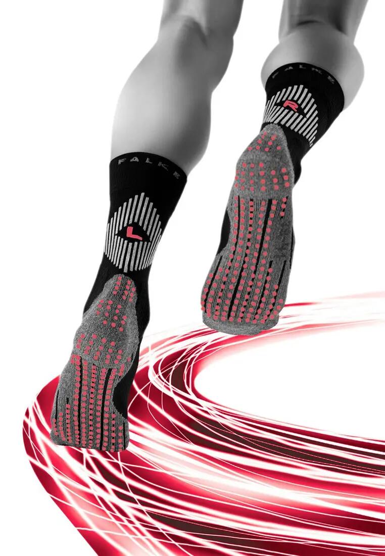Chaussettes de sport Falke 4 Grip rouge 4/4