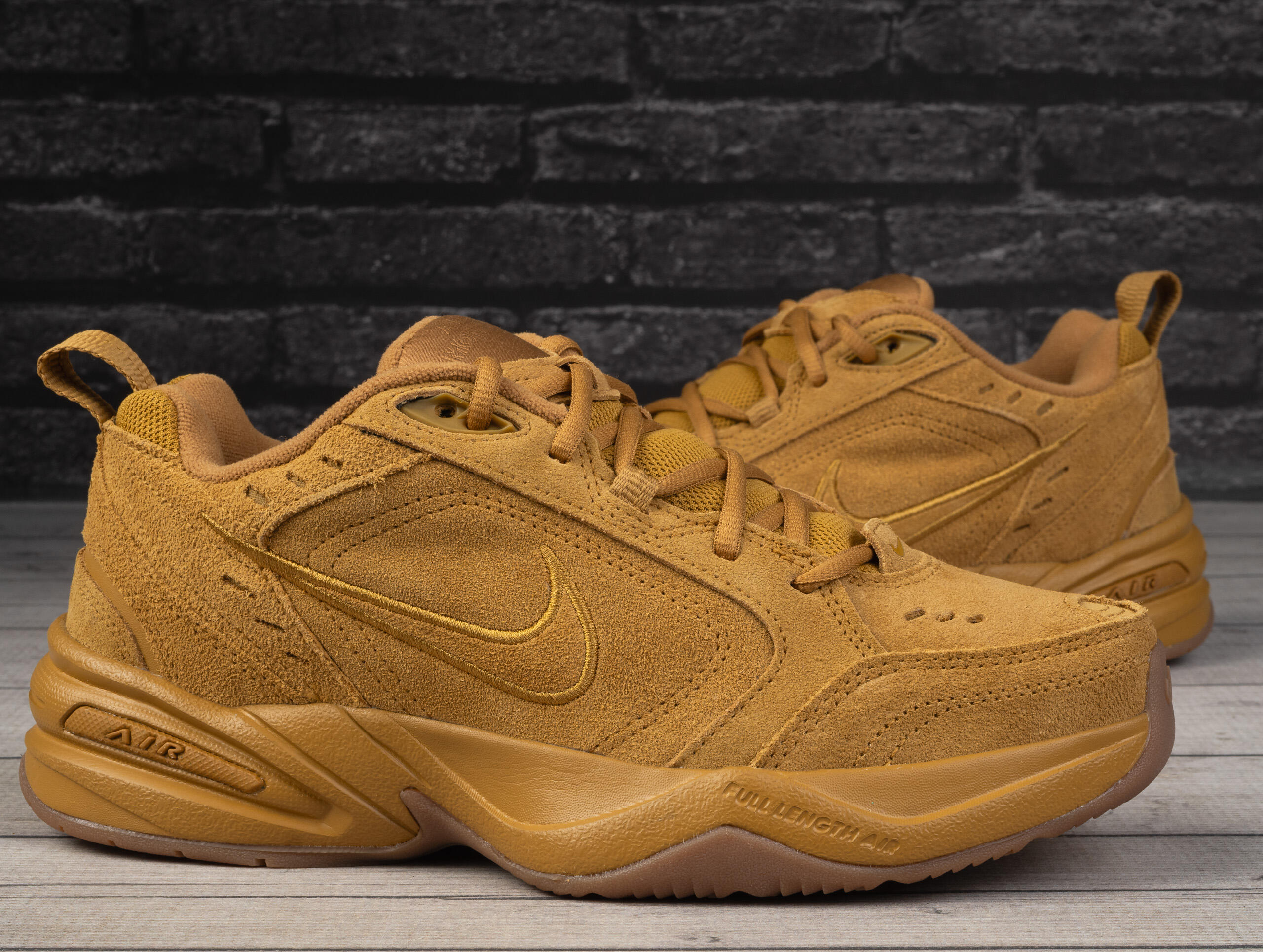 Buty męskie sportowe treningowe Nike MONARCH SE 2/7