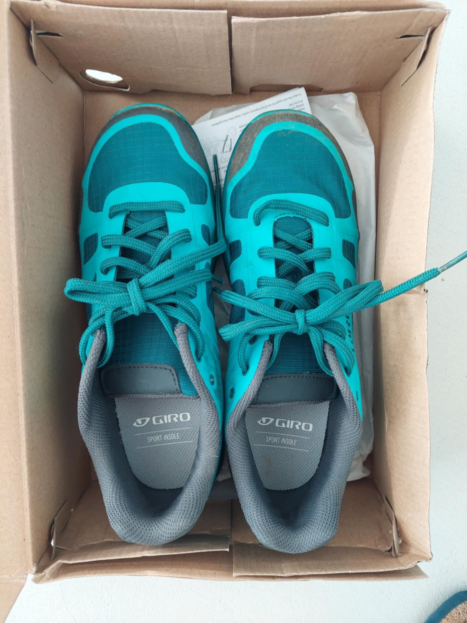 Entre Particuliers - Chaussures Giro Femme T39 2/4
