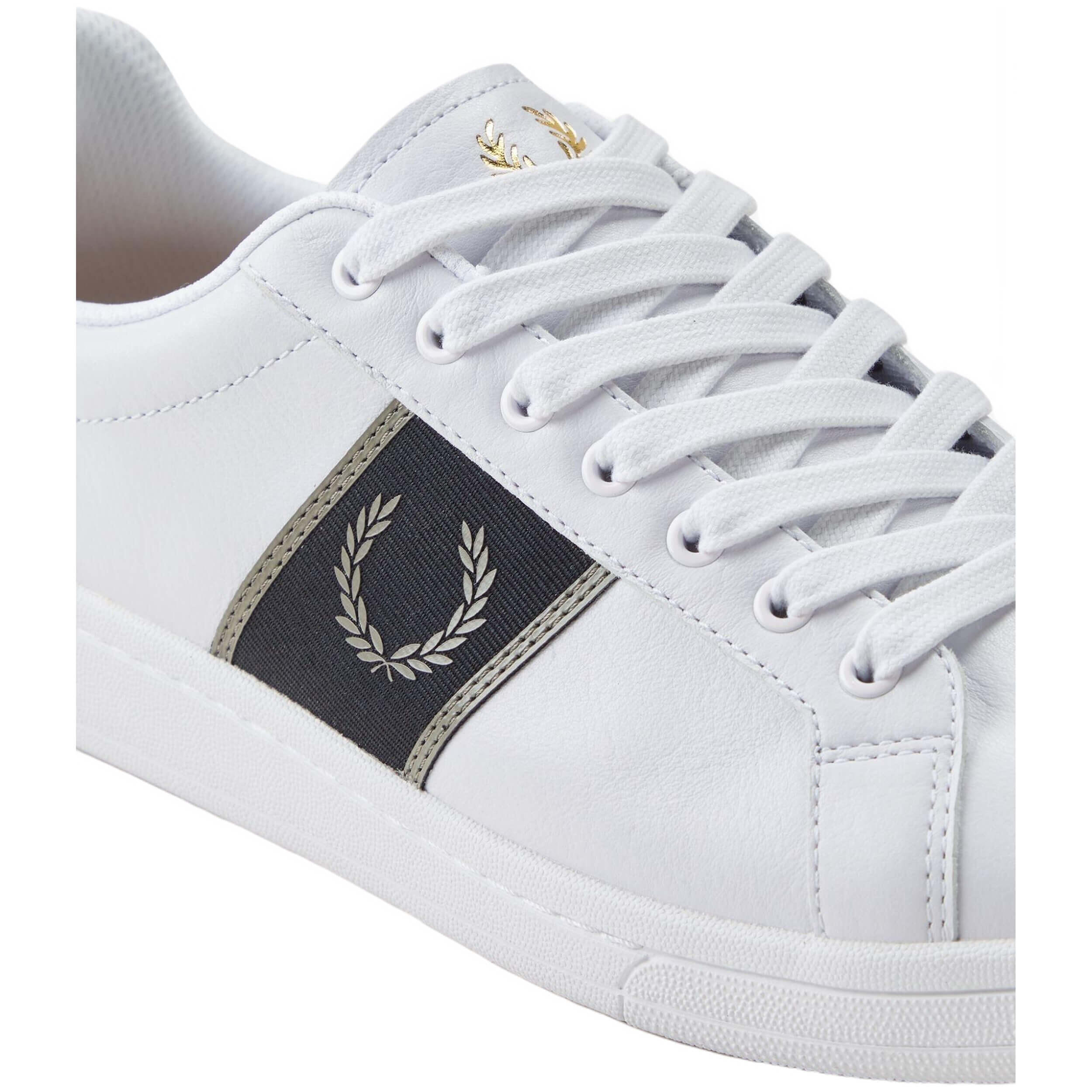 Scarpe Fred perry modello B6304-U62 per uomini 3/5