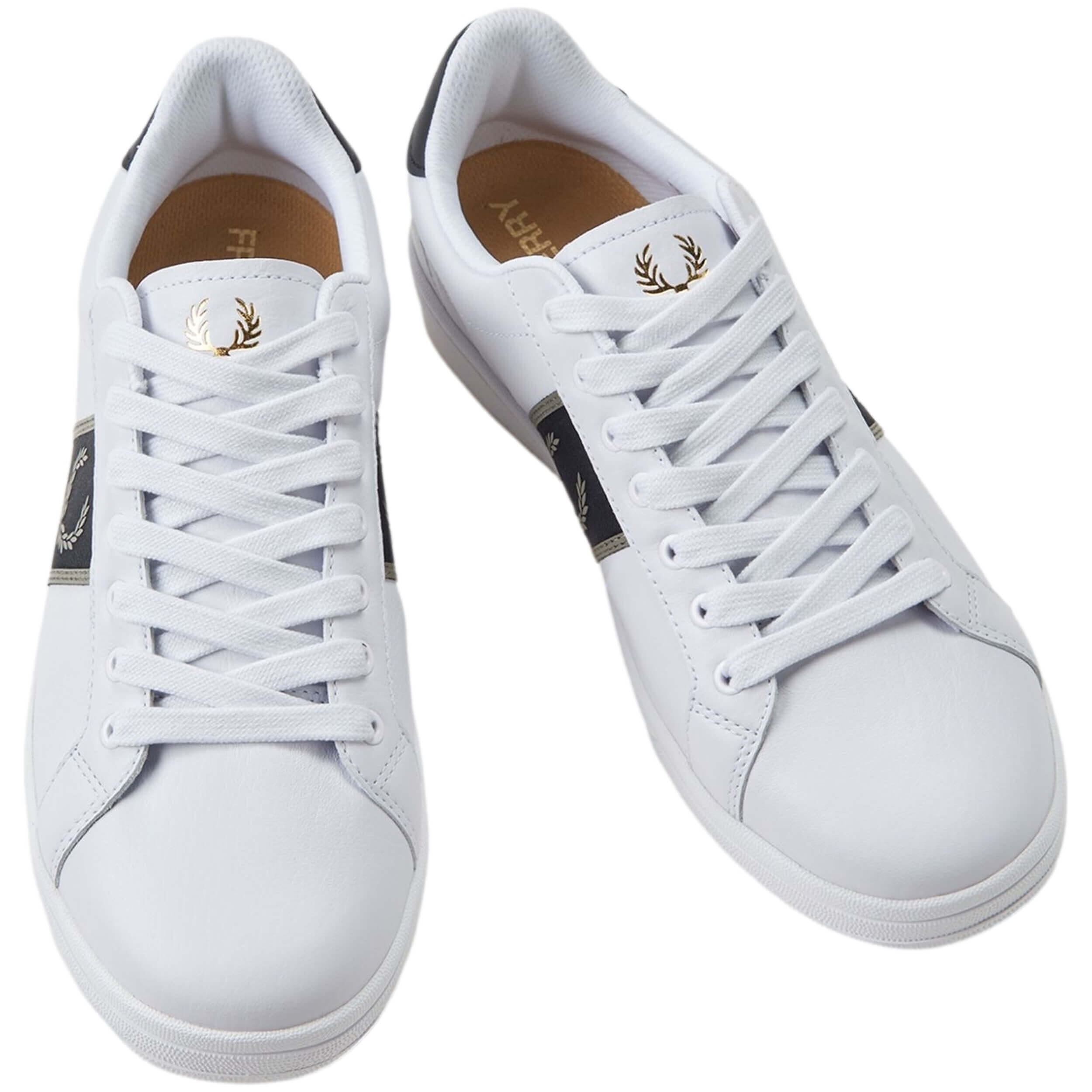 Scarpe Fred perry modello B6304-U62 per uomini 4/5