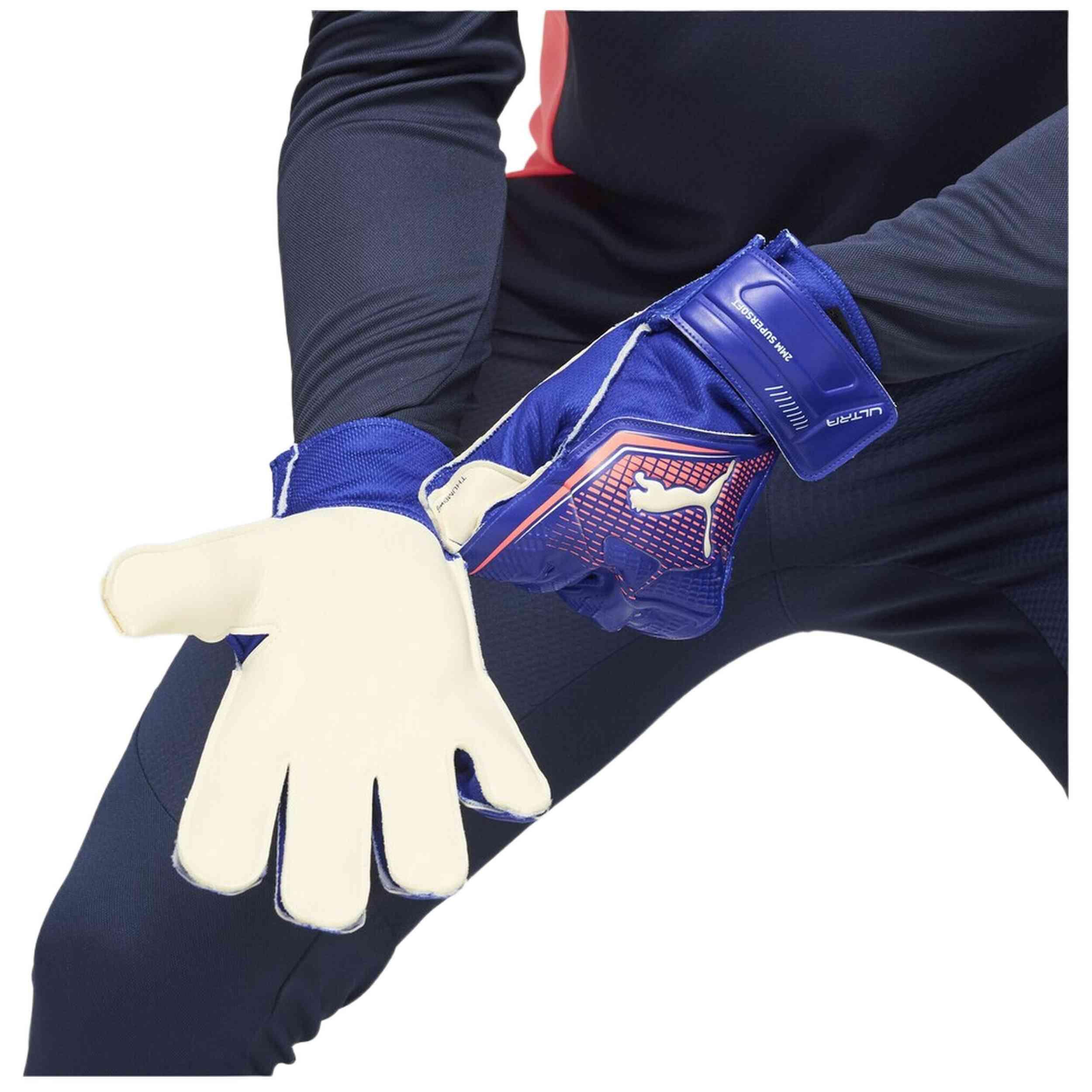 Voetbalhandschoenen Puma model 041952-01 voor vrouwen 5/5