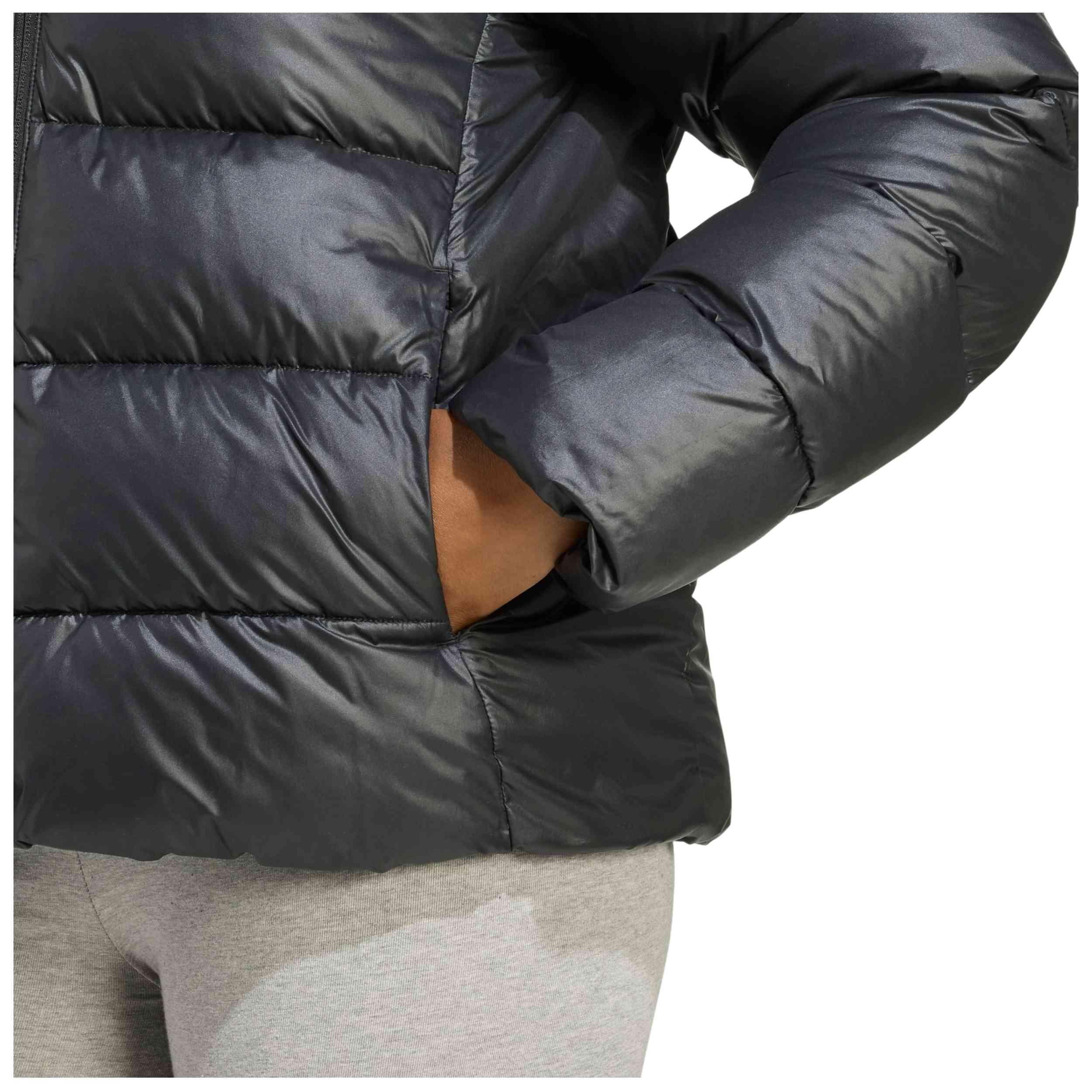 Manteau Adidas modèle JV7767 pour femmes 5/6