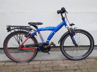 24 inch batavus snake met 3 versnellingen.