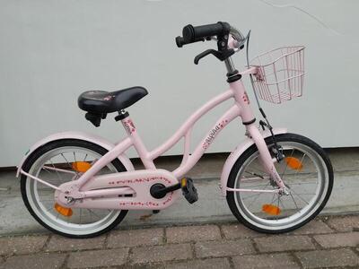 16 inch alpina ocean met terugtraprem en mandje.