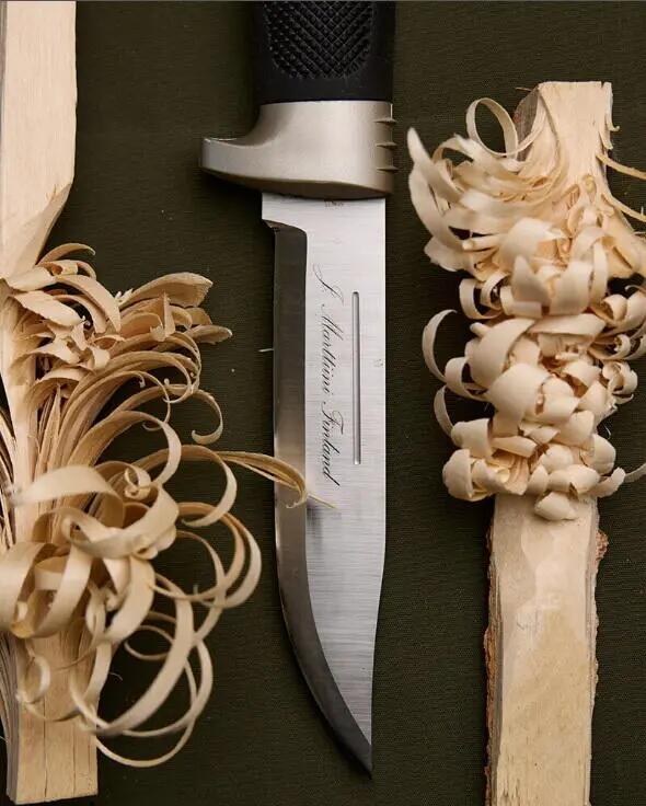 Marttiini Condor Big Game kés, 13 cm-es penge, bőrtok 4/5