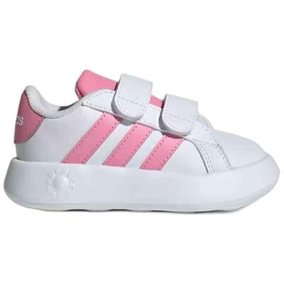 Schoen adidas model js4342 voor baby