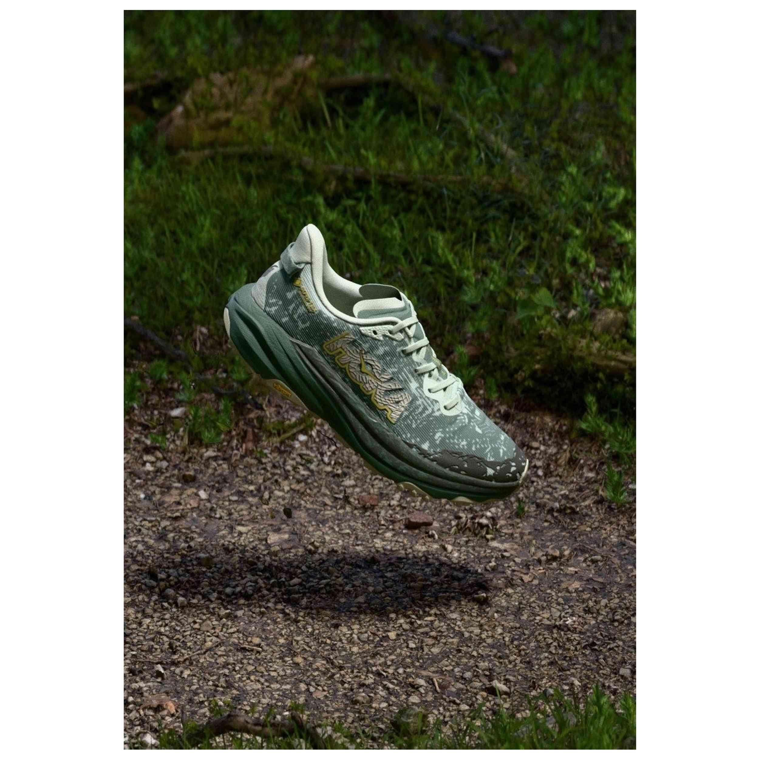 Sapatos de trekking Hoka modelo 1155150-SFR para mulheres 2/5