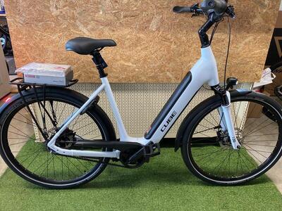 Cube supreme hybrid 56 cm, wit, bosch active line plus, 500 wh