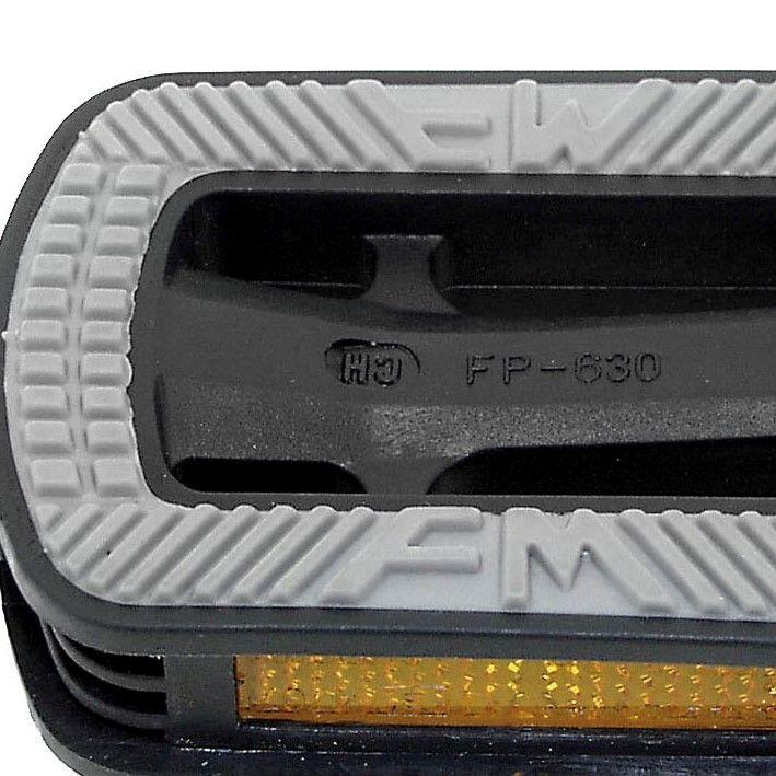 Pedale SXT 60 x 82 mm din plastic, ax BORON 9/16" pentru copii Negru/Grey