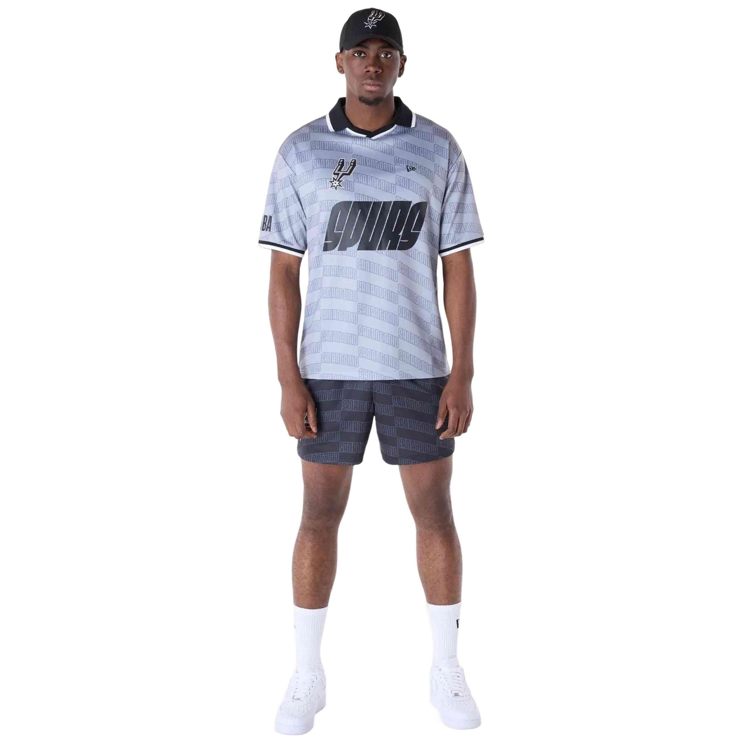 T-shirt New era modelo 60596437 para homem 3/5