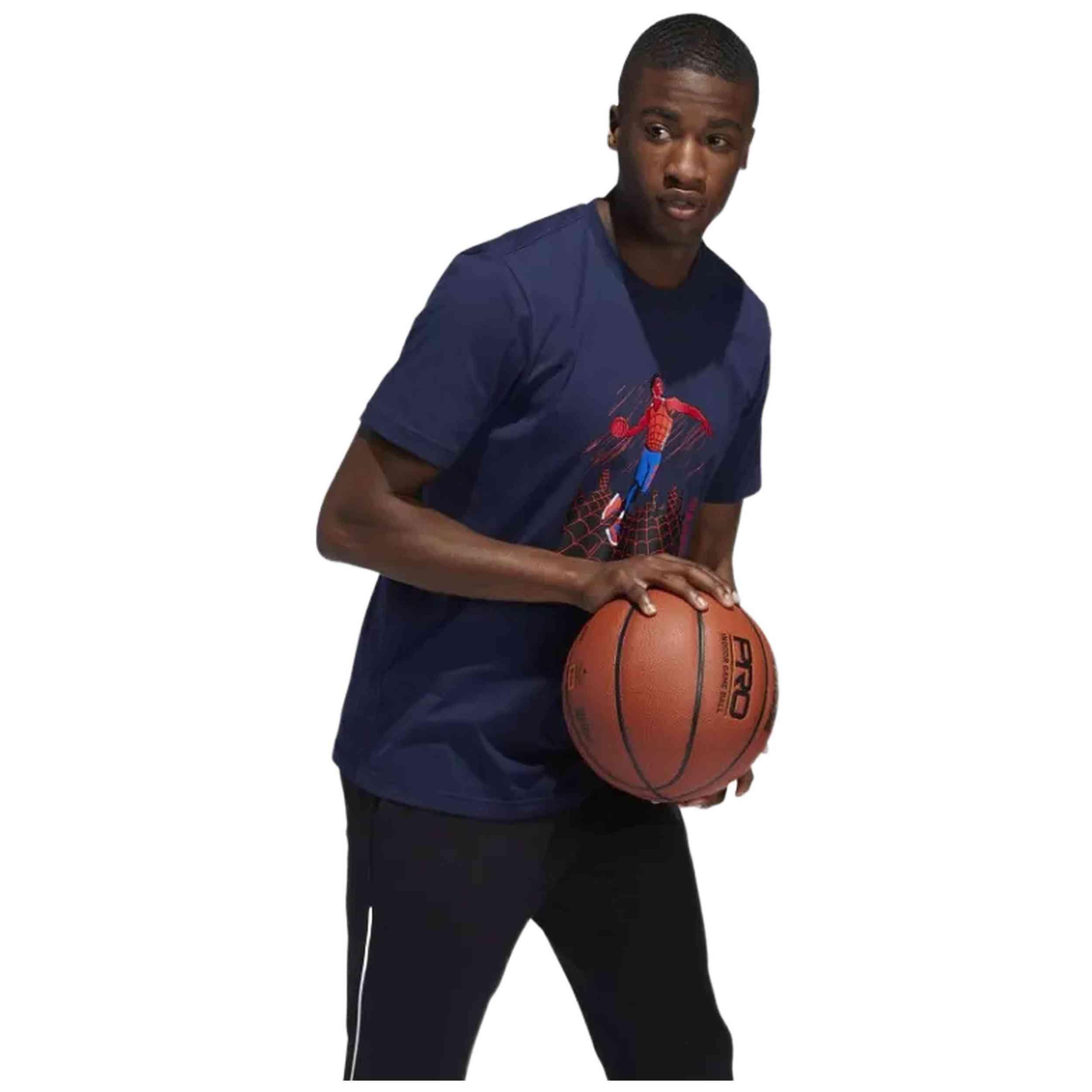 T-shirt Adidas modèle DX6982 pour homme 2/3