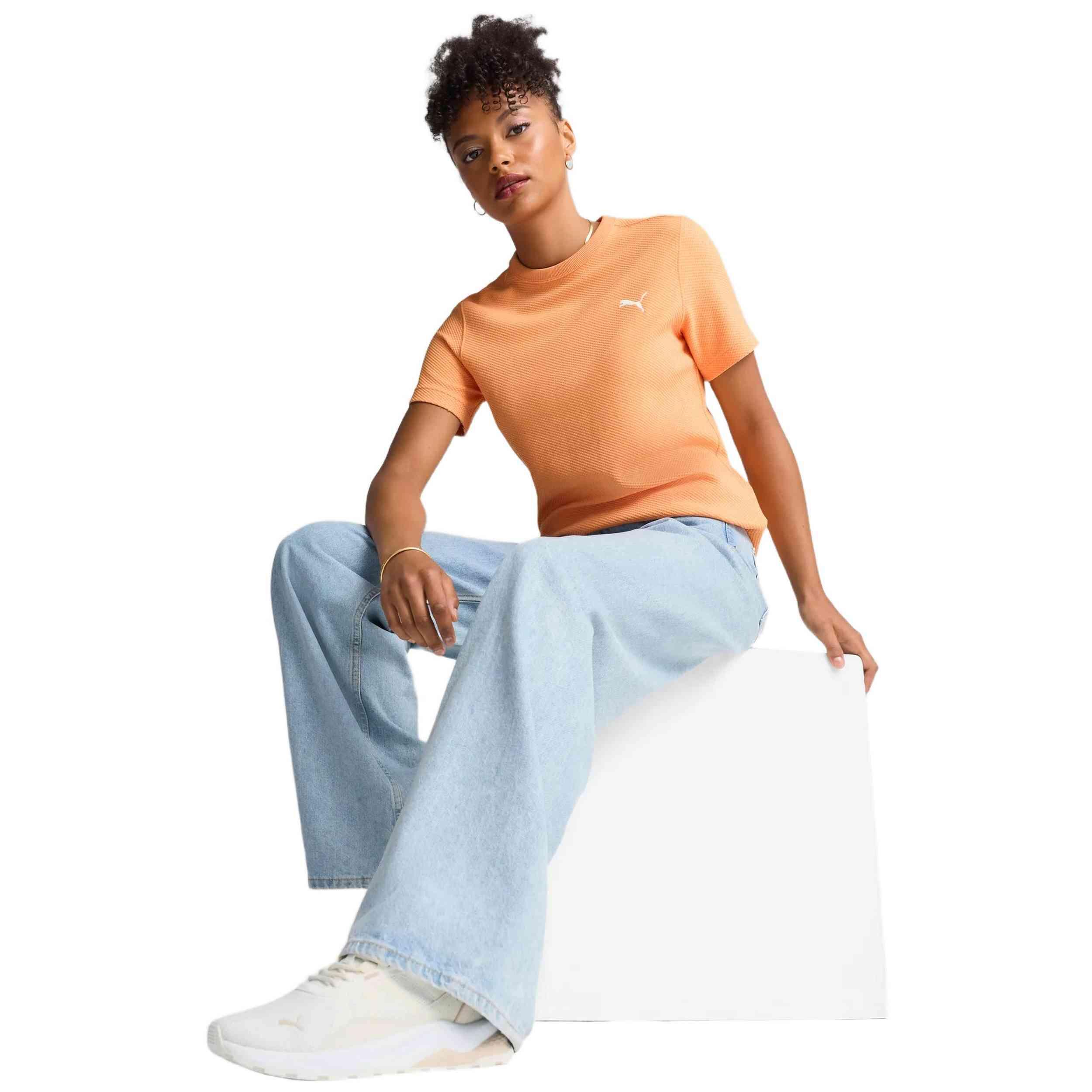 T-shirt Puma modelo 681628-55 para mulheres 3/5