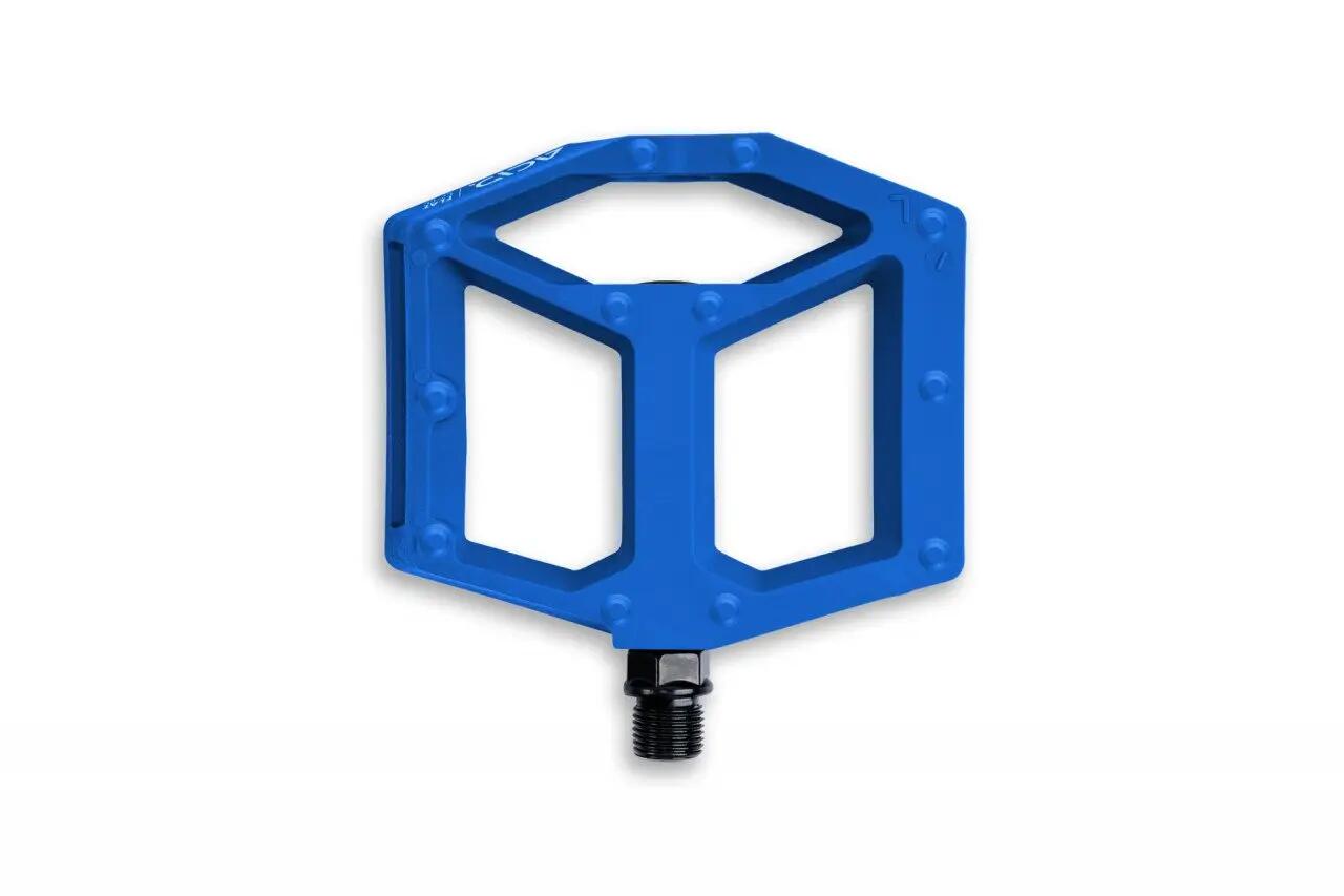 CUBE picture