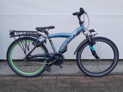 24 inch batavus snake met 3 versnellingen en terugtraprem.