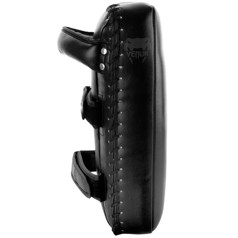 Venum Giant Kick Pads - Black/Black (Pair) 2/5