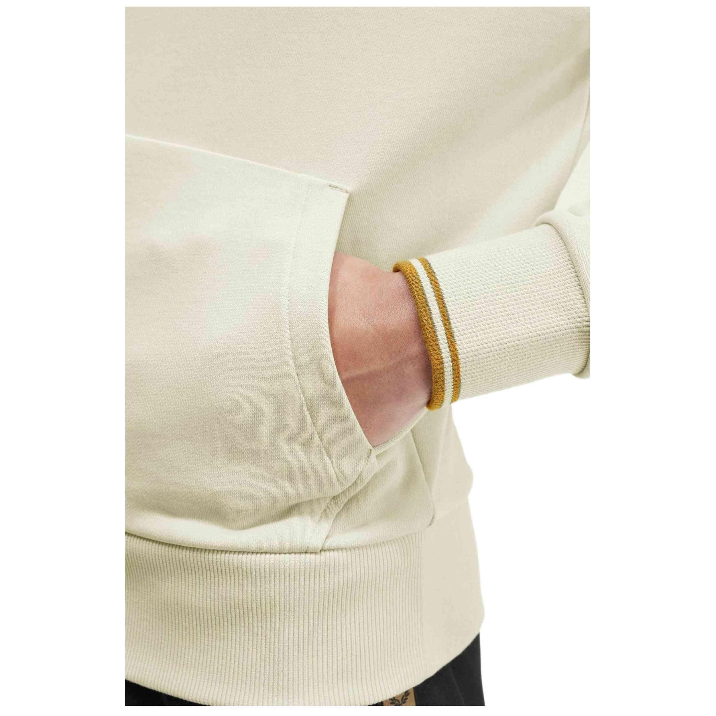 Felpa con cappuccio Fred perry modello M2643-691-L per uomini 3/4