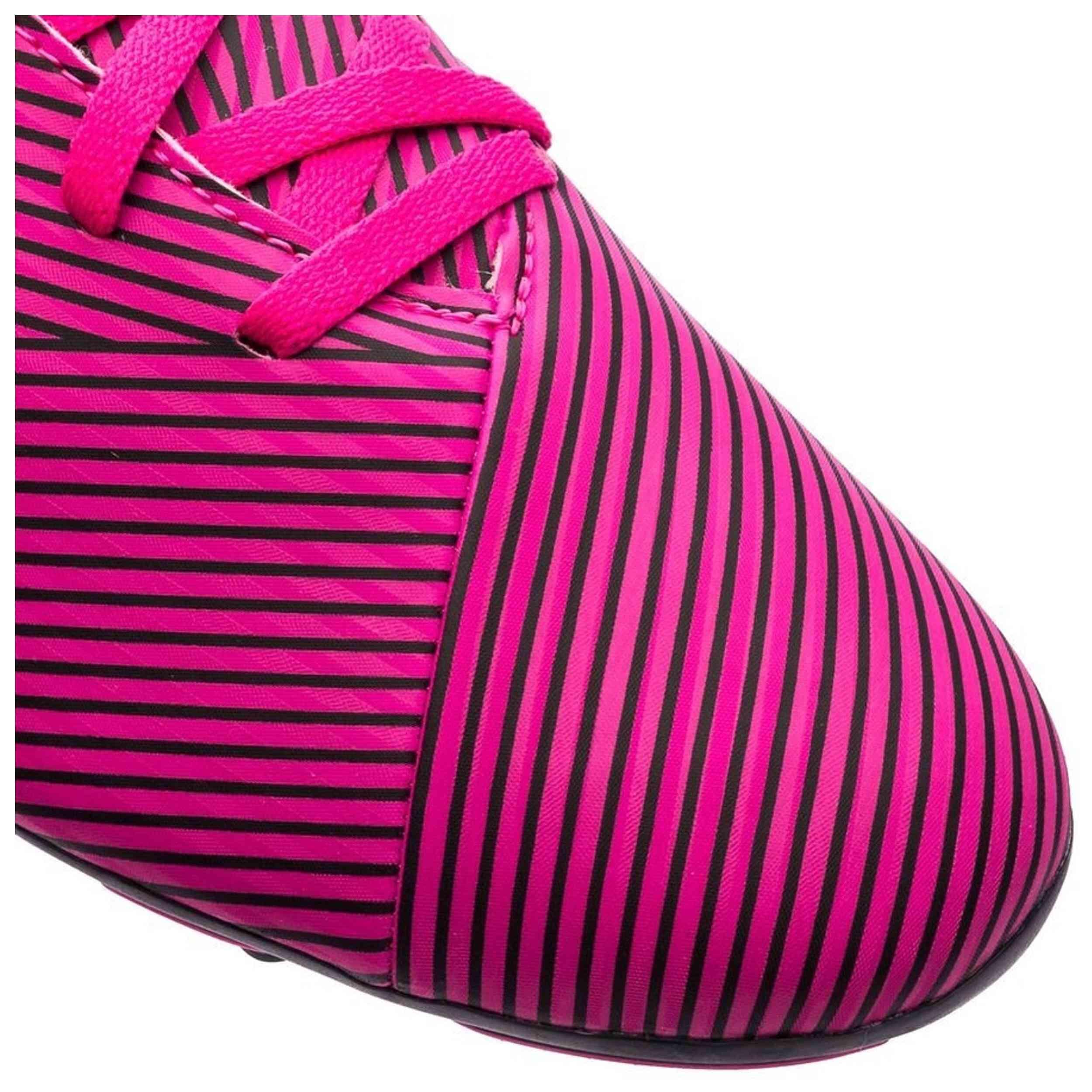 Voetbalschoenen Adidas model F99949 voor jongens 4/5