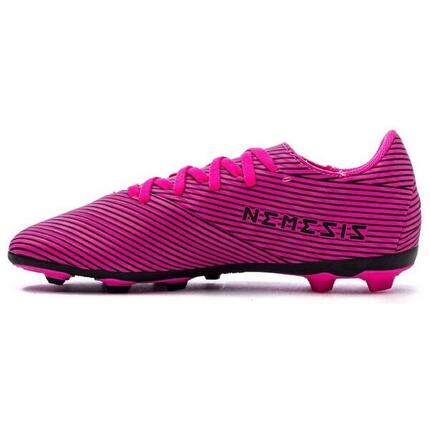 Chaussures de football Adidas modèle F99949 pour enfants