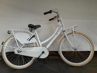 26 inch cortina u4 transport met 3 versnellingen en voordrager.