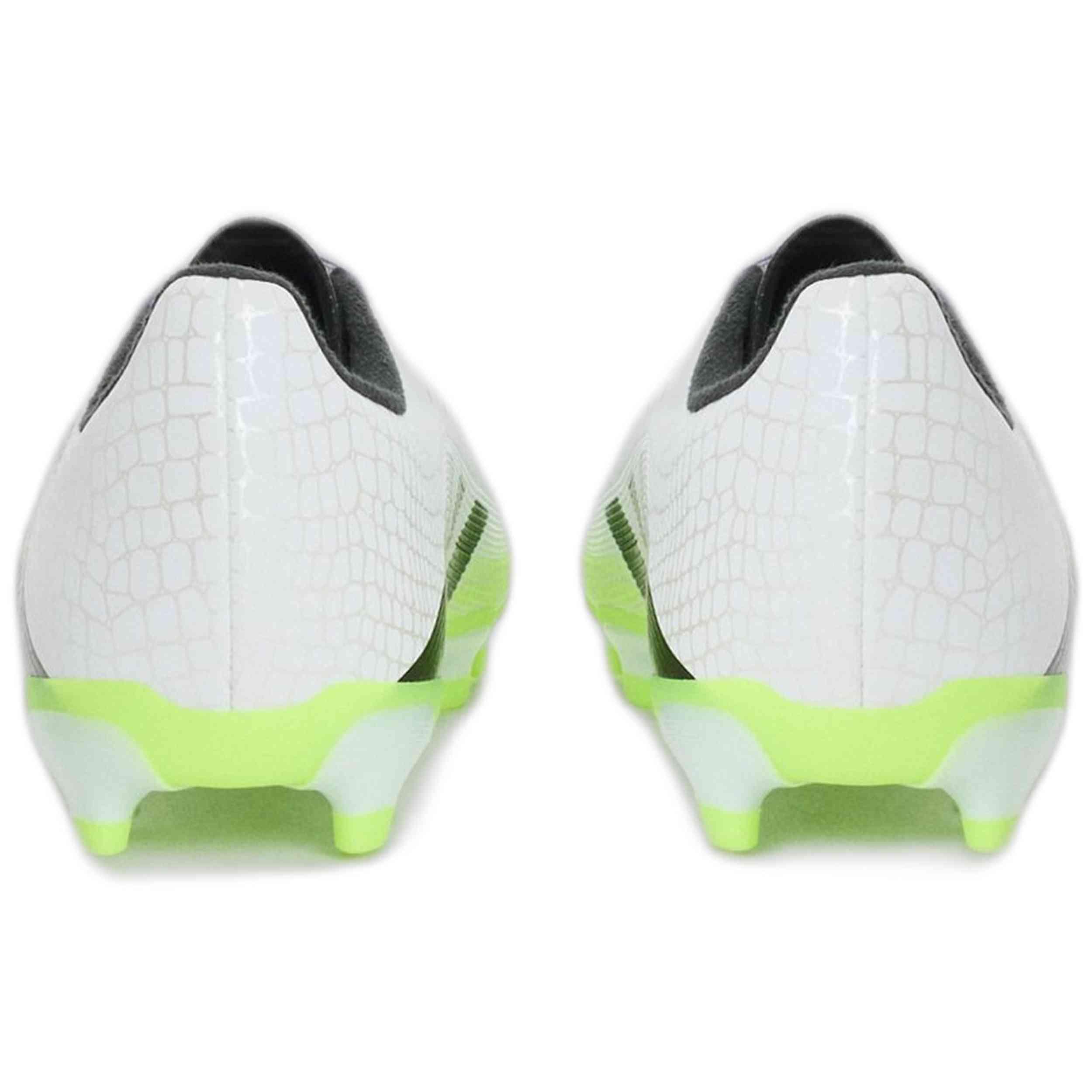 Scarpe da calcio Adidas modello JI1147 per ragazzi 3/5