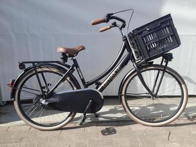 24 inch cortina u4 transport met 3 versnellingen en een voordrager.