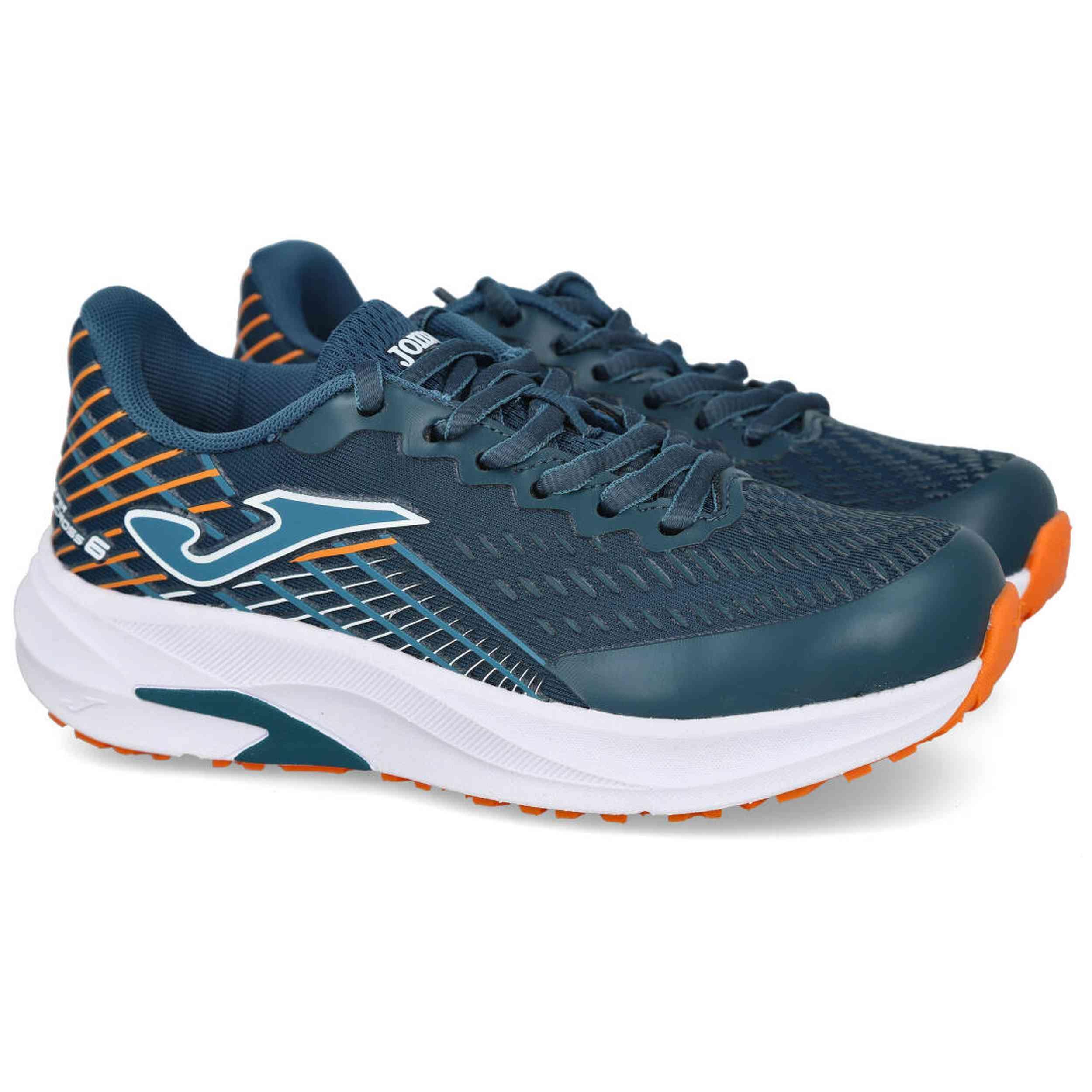 Schoen Joma model 070-MDSUPER-CROS-JR-2503 voor jongens 3/4