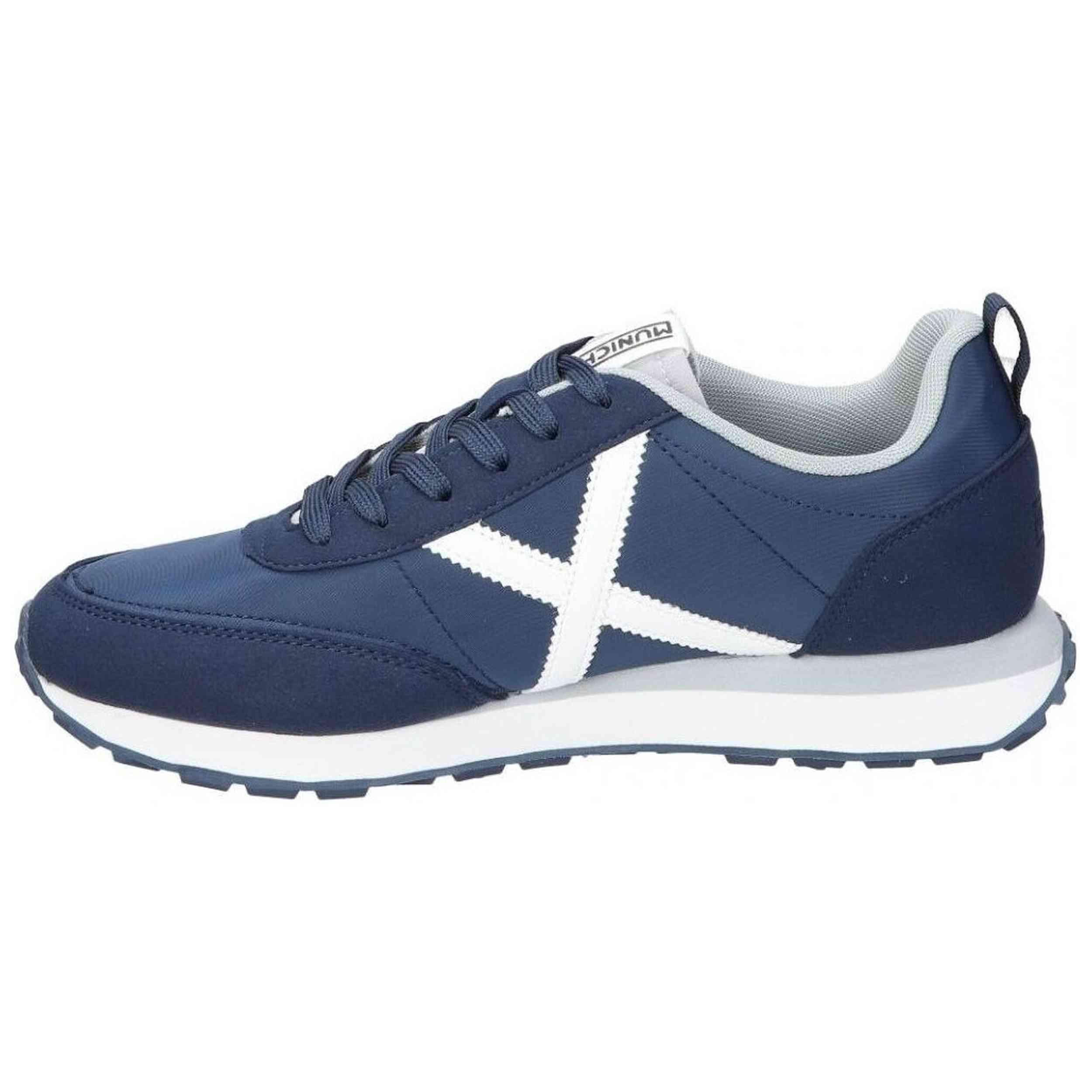 Scarpe Munich modello 4882001 per uomini 4/5