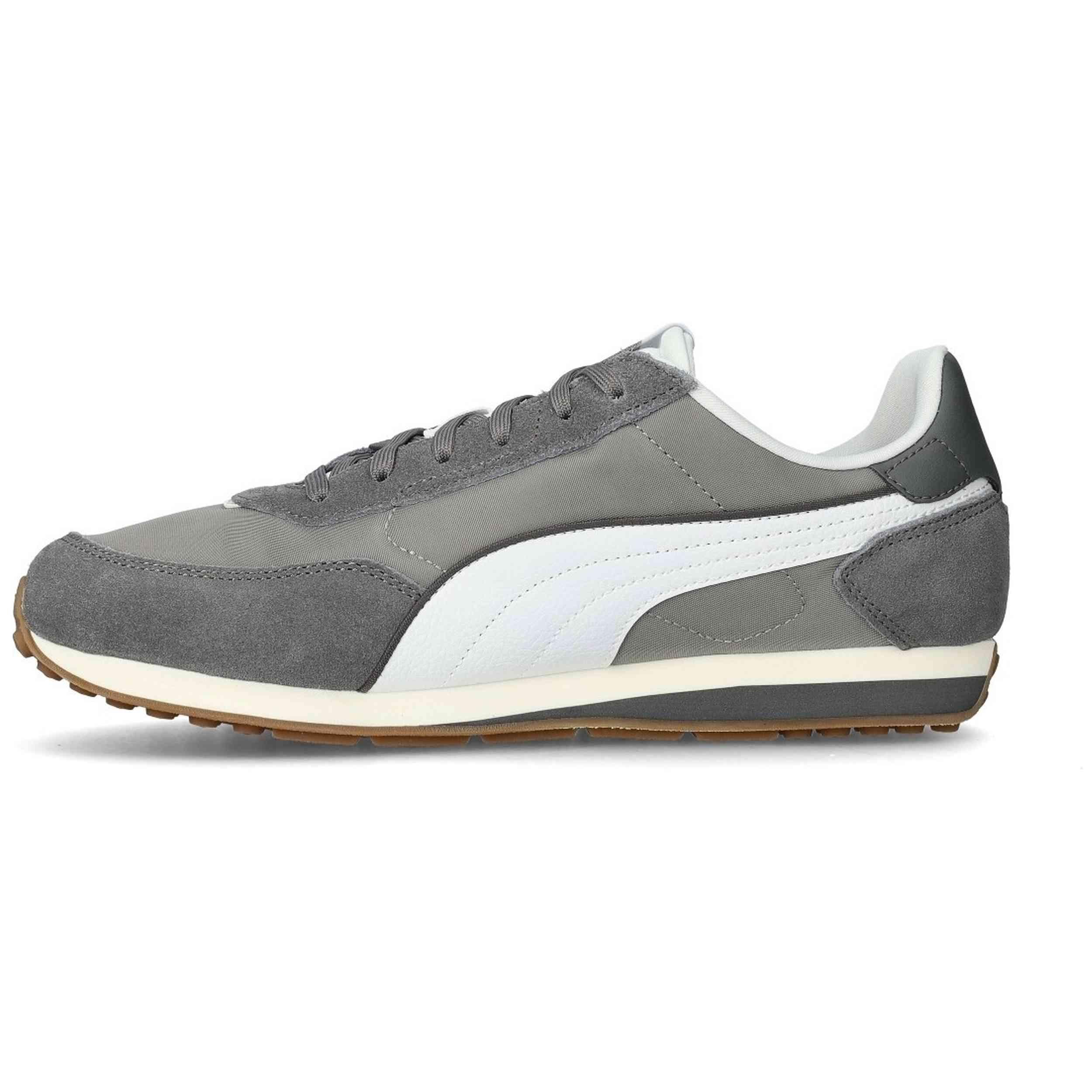 Baskets Puma modèle 402665-03 pour homme 3/5