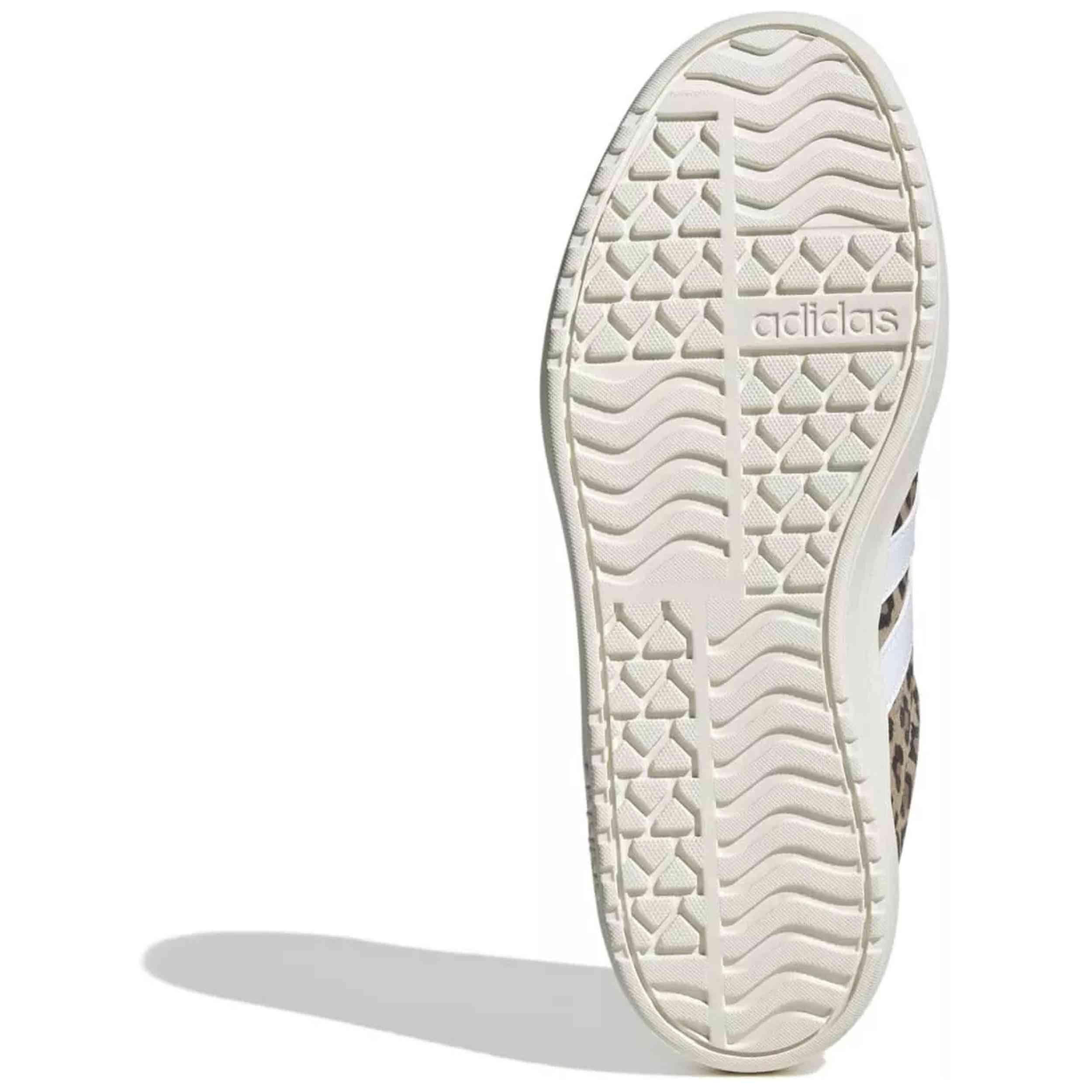 Scarpe Adidas modello JS4376 per donne 3/5
