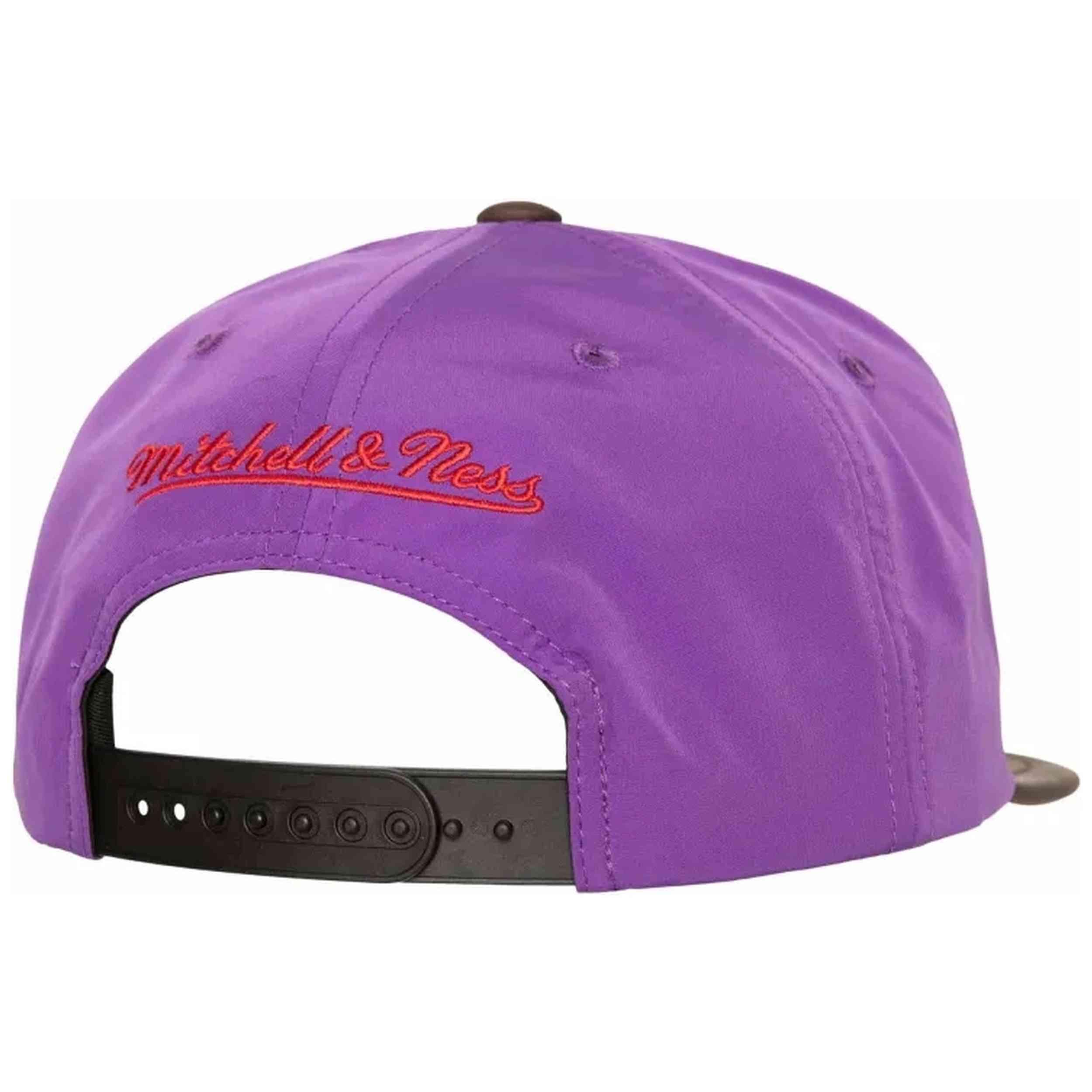Gorra Mitchell & ness modelo HHSS6264-TRAYYPPPPURP para unisex 2/2