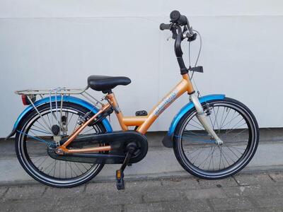 20 inch batavus koala met handremmen en een terugtraprem.