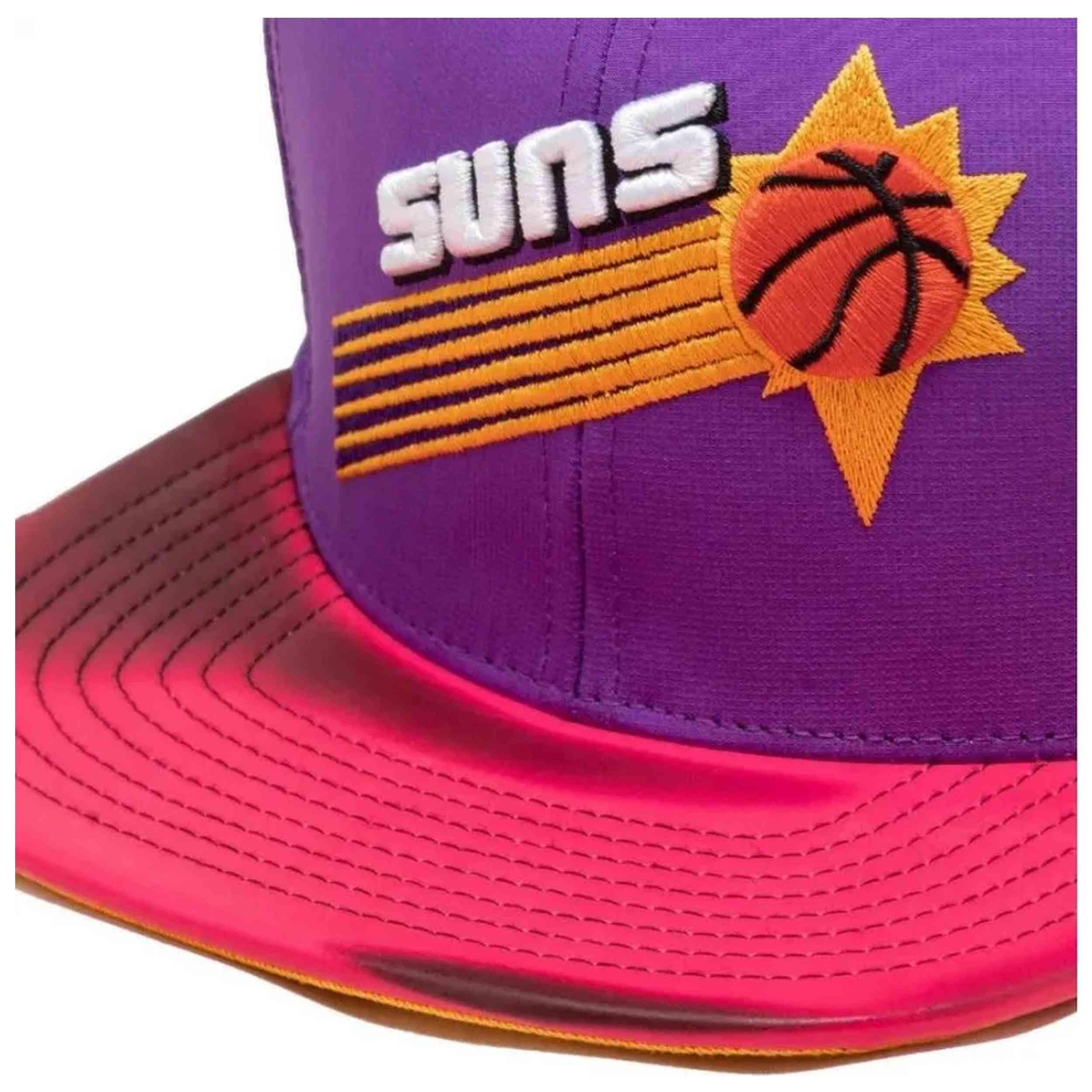 Gorra Mitchell & ness modelo HHSS6264-CBUYYPPPPURP para unisex 2/3