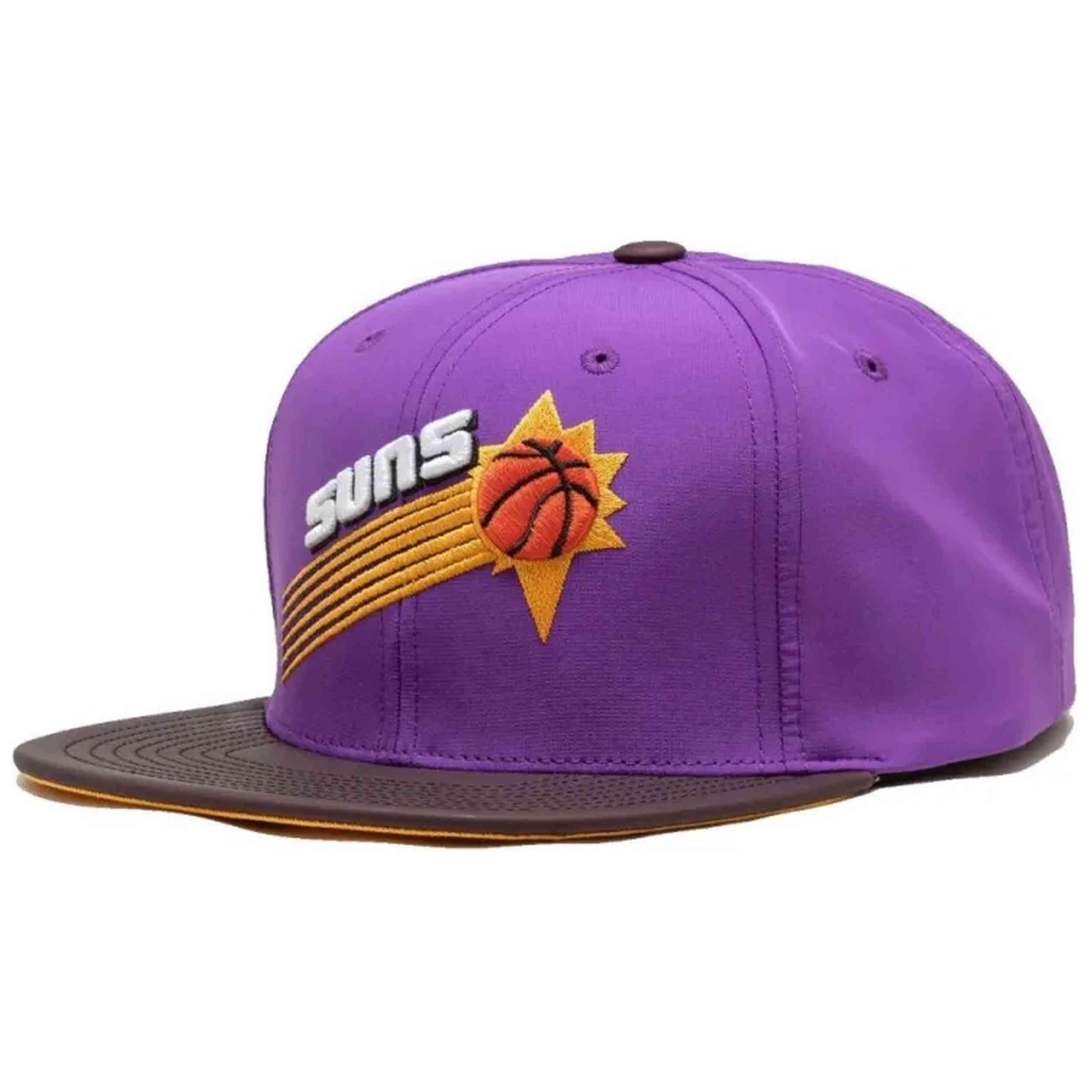 MITCHELL & NESS picture