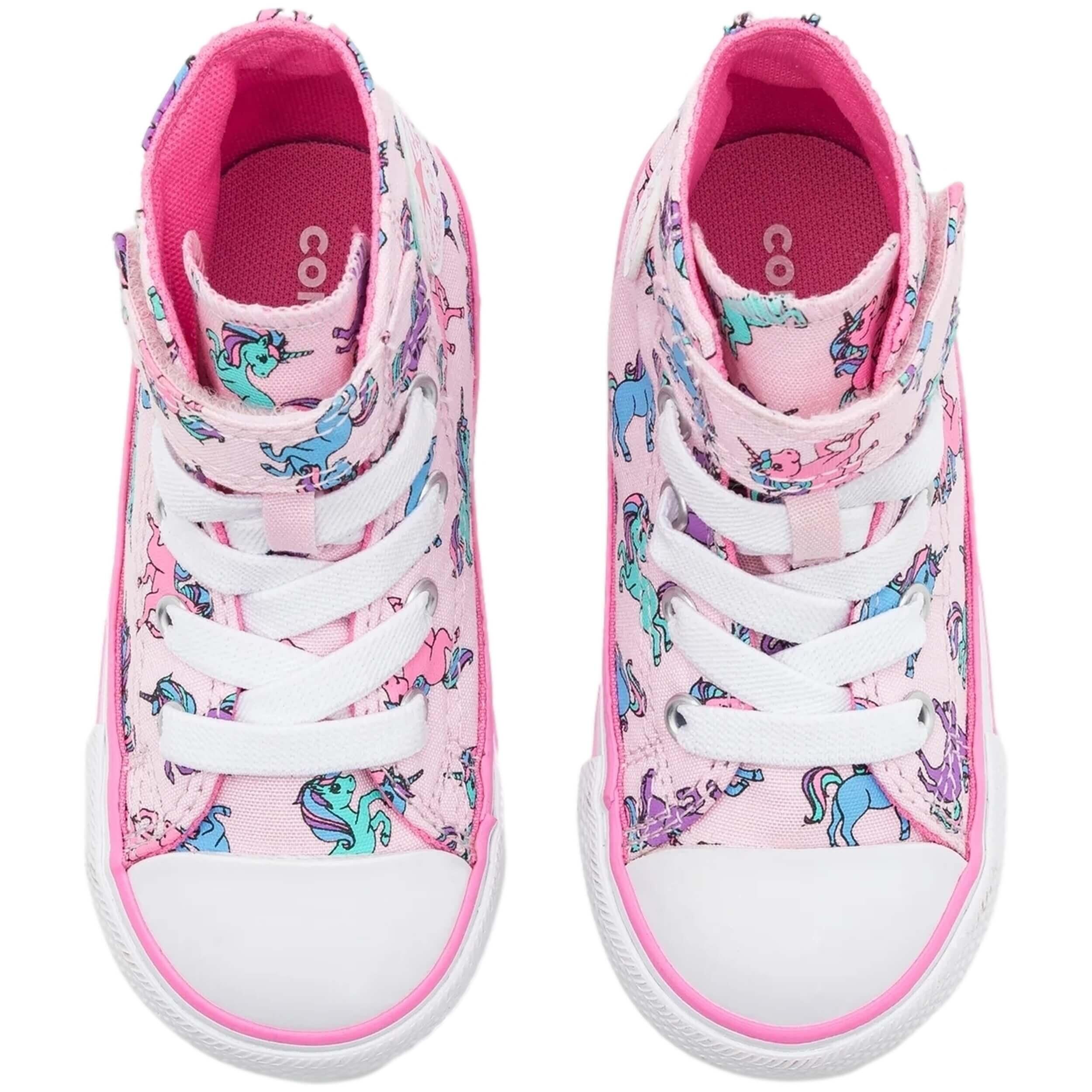 Baskets Converse modèle A01006C pour filles 4/5