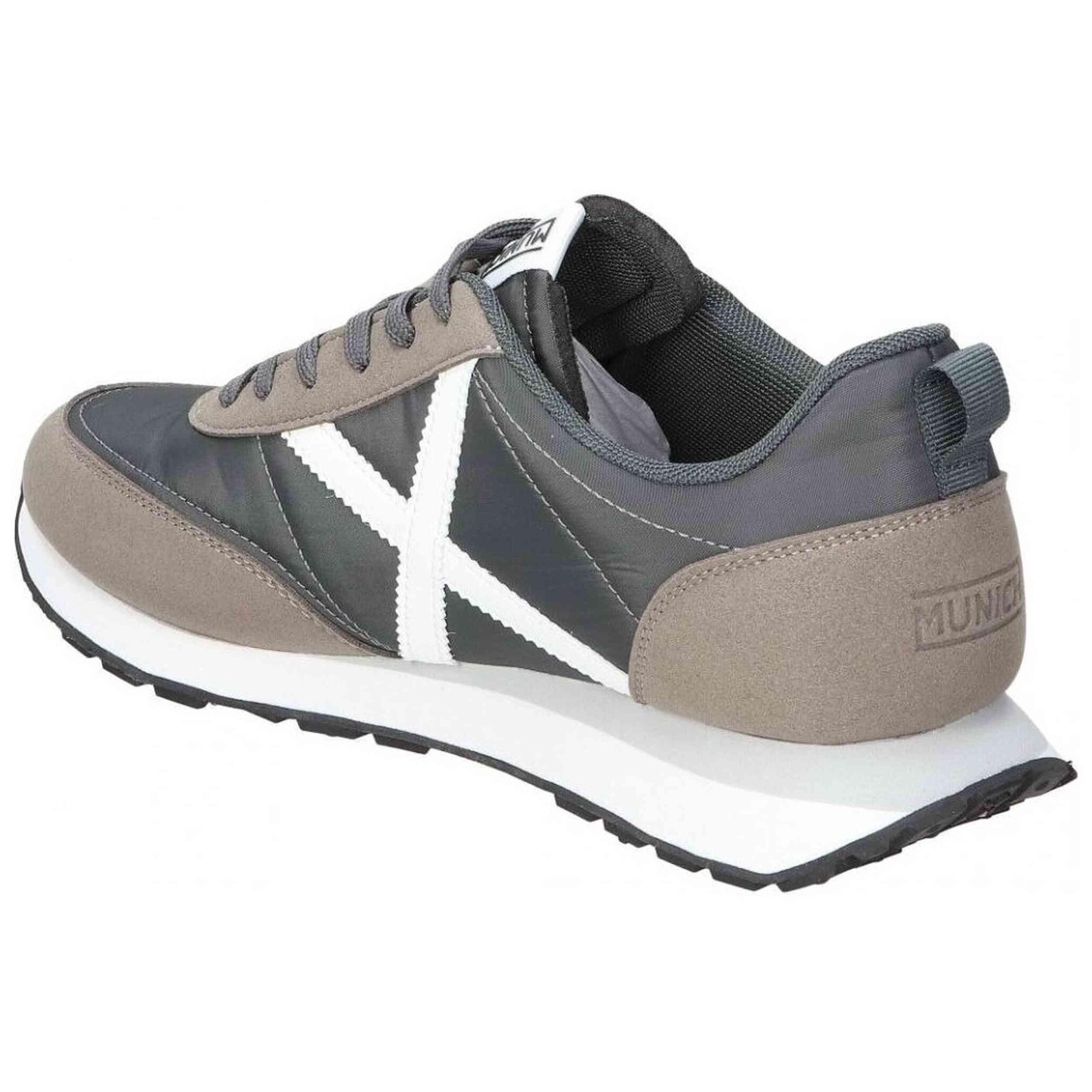 Scarpe Munich modello 4882004 per uomini 5/5