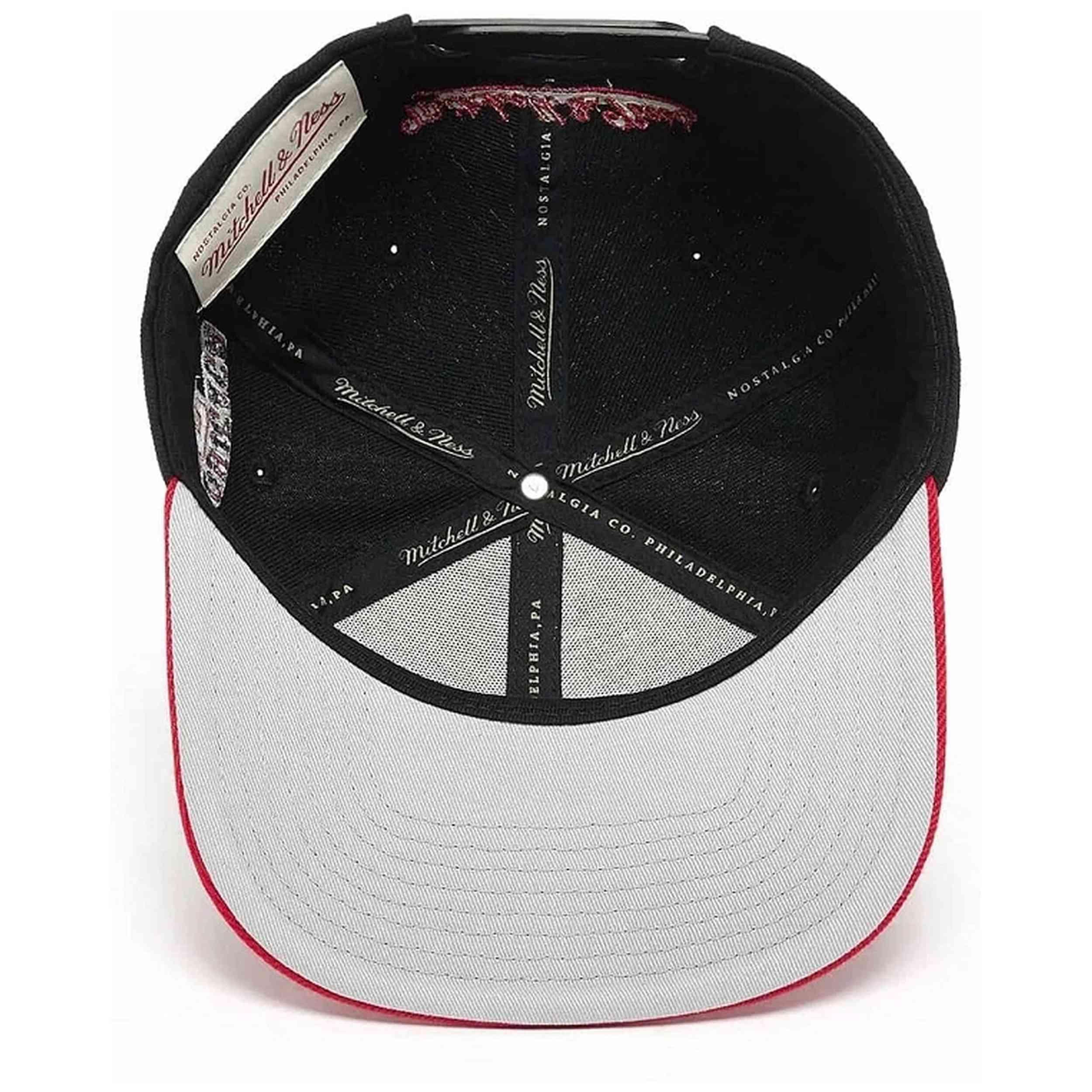 Casquette Mitchell & ness modèle HHSS4523-CBUYYPPPBKRD pour homme 3/4