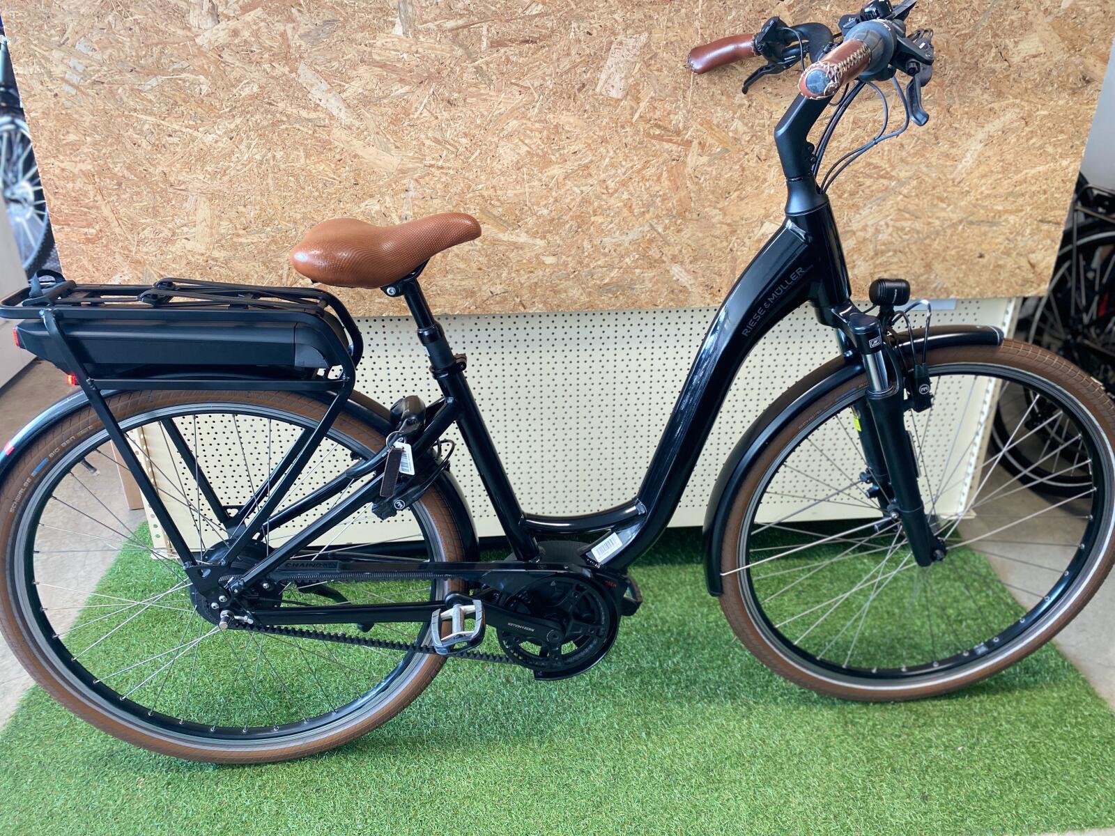 RIESE & MULLER picture