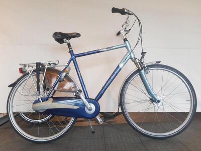 28 inch trek l300 met 8 versnellingen en vering.