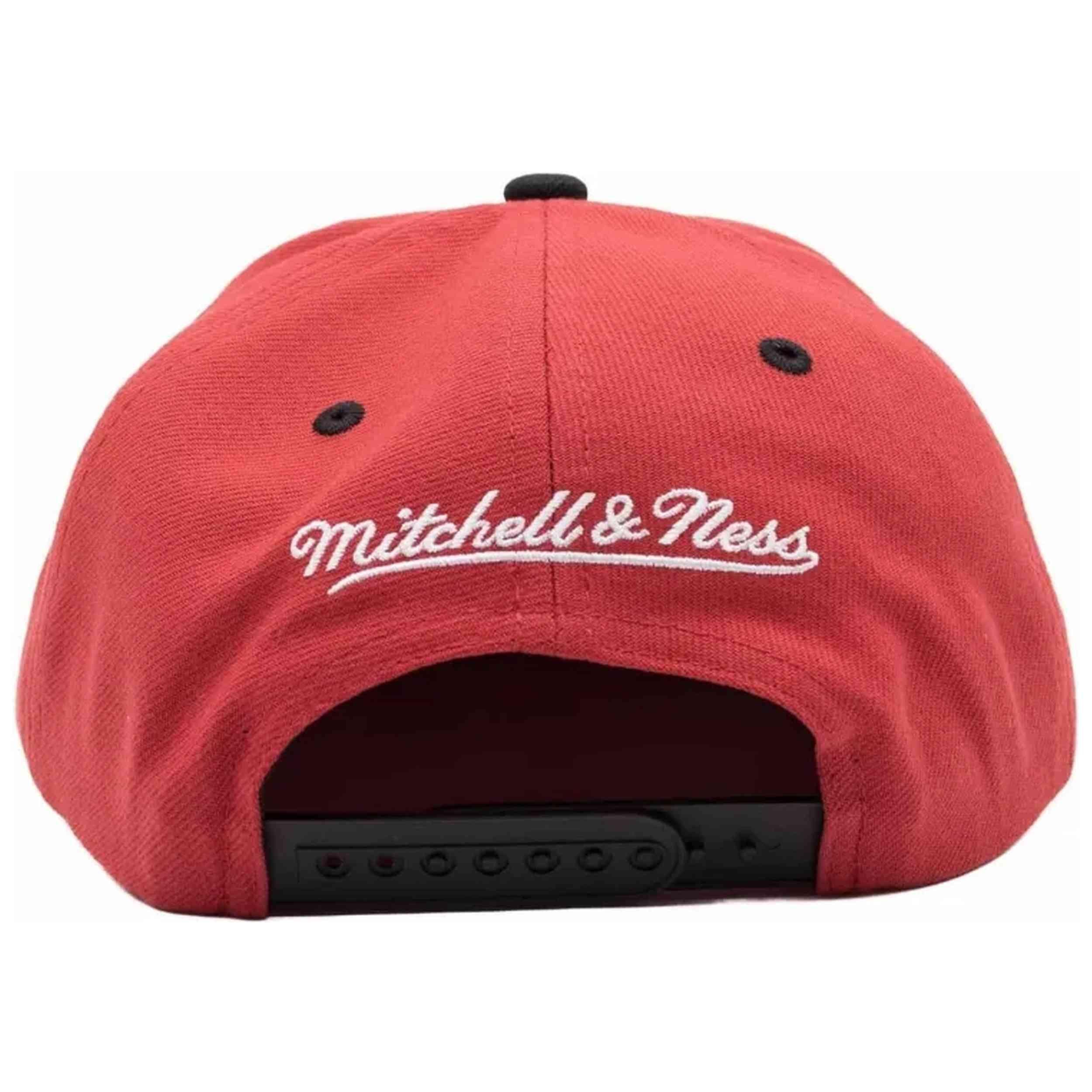 Casquette Mitchell & ness modèle HHSS5733-MHEYYPPPRDBK pour homme 4/5
