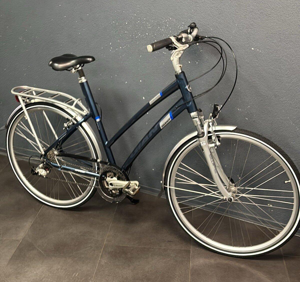 Giant Cosmo RS 2 | Gebruikt | 3 maanden garantie | blauw 2/3